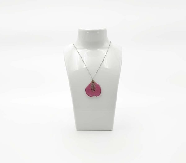 Pétale de rose avec estampe